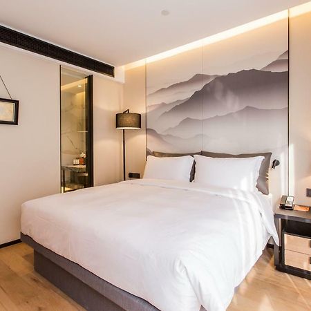 Howard Johnson By Wyndham Life Zhuoyuan Ningbo Dış mekan fotoğraf