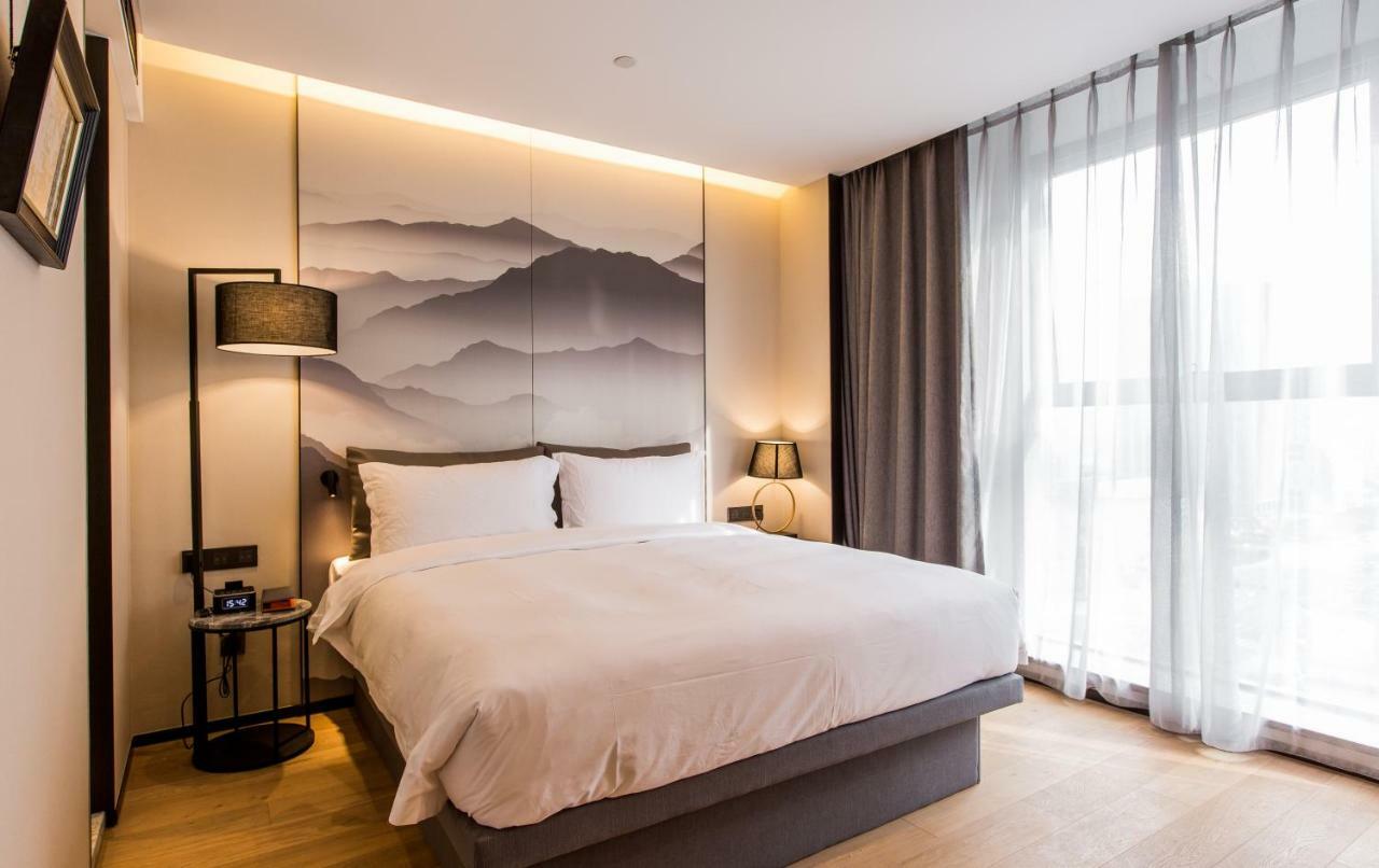 Howard Johnson By Wyndham Life Zhuoyuan Ningbo Dış mekan fotoğraf