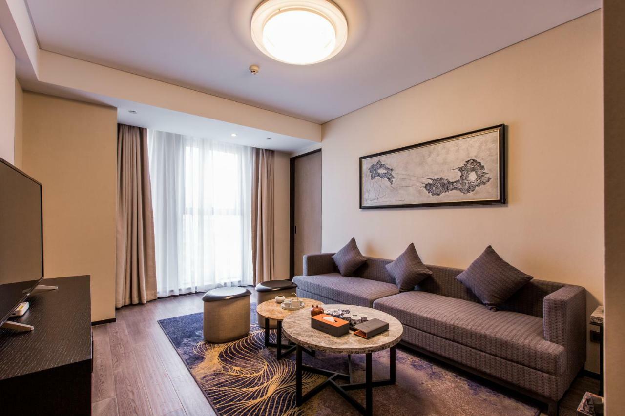 Howard Johnson By Wyndham Life Zhuoyuan Ningbo Dış mekan fotoğraf