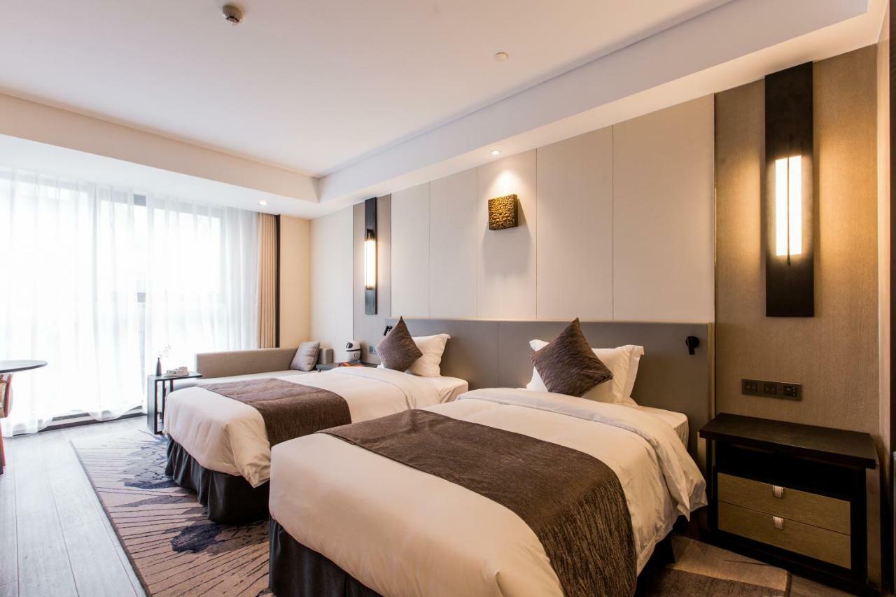 Howard Johnson By Wyndham Life Zhuoyuan Ningbo Dış mekan fotoğraf