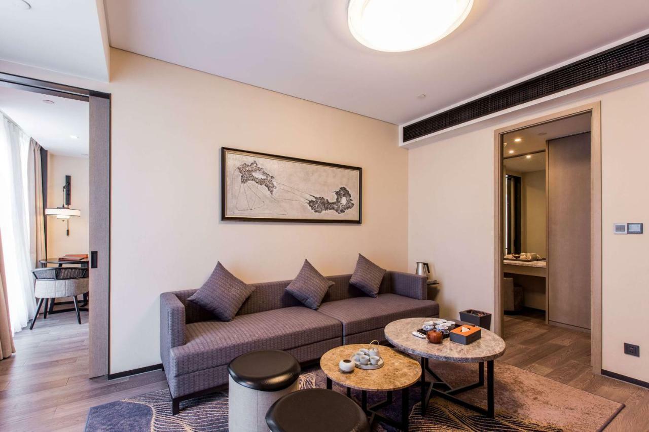 Howard Johnson By Wyndham Life Zhuoyuan Ningbo Dış mekan fotoğraf